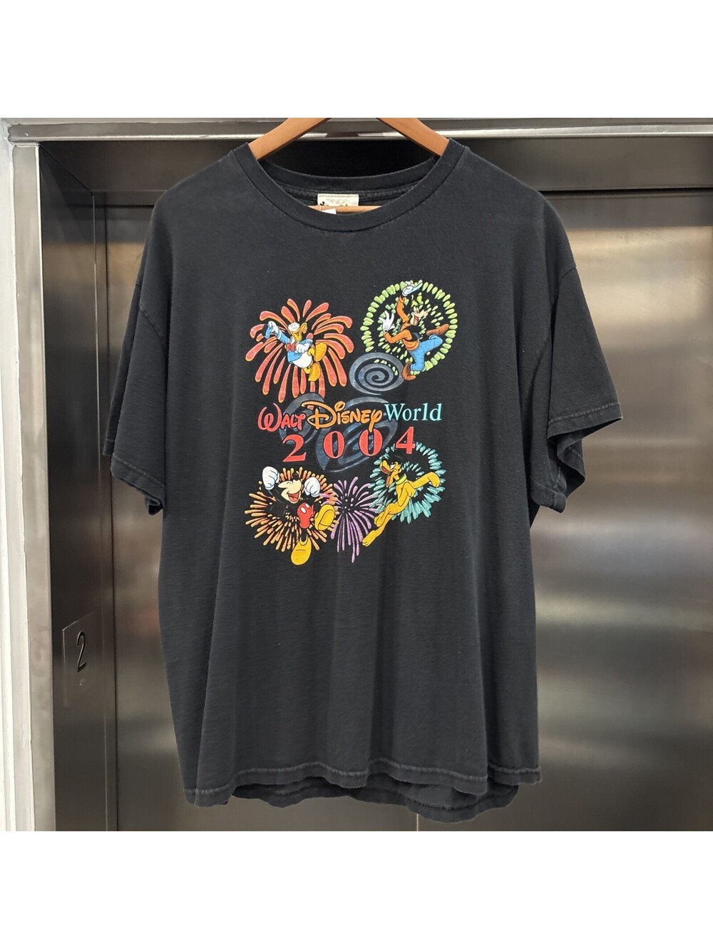 Vintage Men’s 2004 Glittery Walt Disney World T Shirt Sz XL